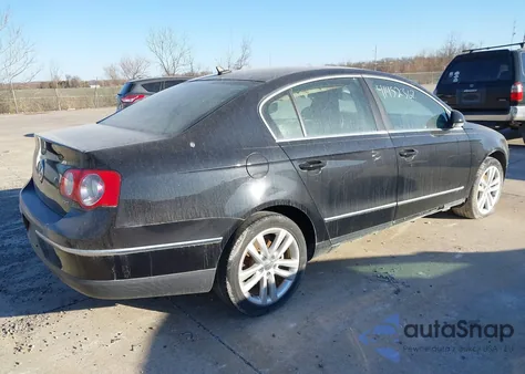 2009 Volkswagen Passat Komfort z USA, uszkodzony, nr VIN WVWJK73C39P034306
